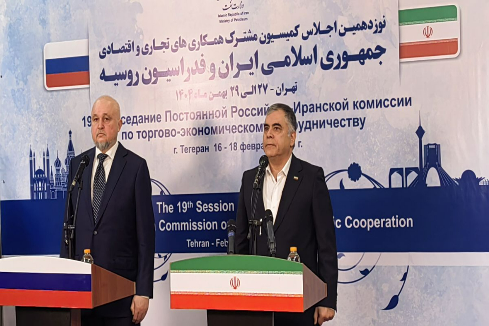 مذاکرات ایران و روسیه برای توسعه یک میدان نفتی وارد مراحل نهایی شد