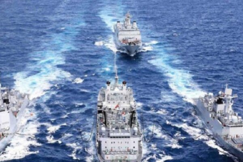 إيران وروسيا تجريان مناورات بحرية مشتركة