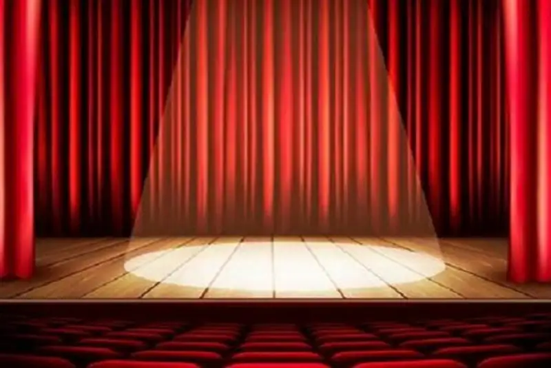 حال و هوای تئاترهای خصوصی در آخرین ماه سال