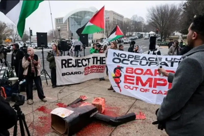 معترضان آمریکایی:غزه فروشی نیست!