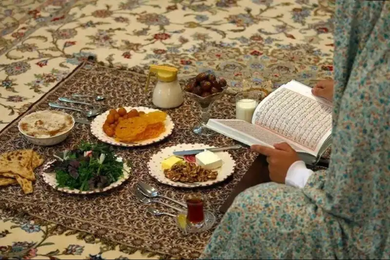 چند توصیه مهم ماه رمضانی؛ این مواد غذایی را از افطار حذف کنید
