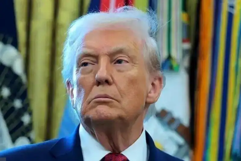 واکنش ترامپ به رأی دیوان عالی: این مایه ننگ است