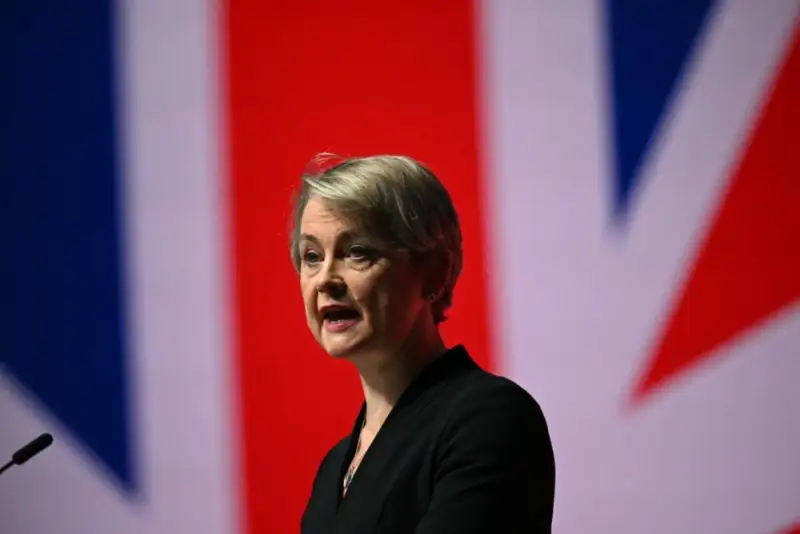 بریتانیا بر دیپلماسی هسته‌ای با ایران تأکید کرد