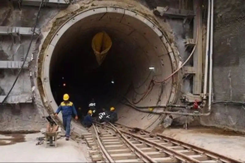 دبیر شورای عالی ترافیک: احداث خط 11 متروی تهران قانونی نیست