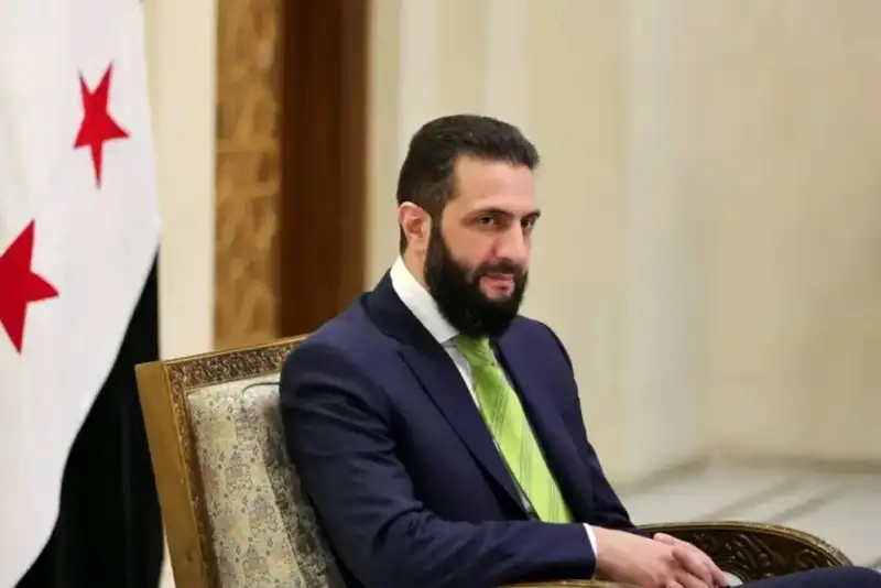 داعش حکومت جولانی را تهدید کرد