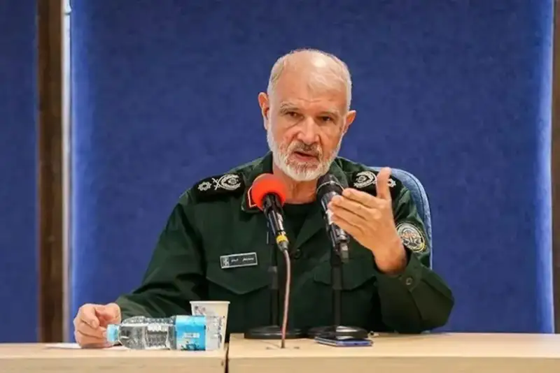 سردار اسدی: حضور ناوهواپیمابر آمریکا در منطقه تبلیغاتی است