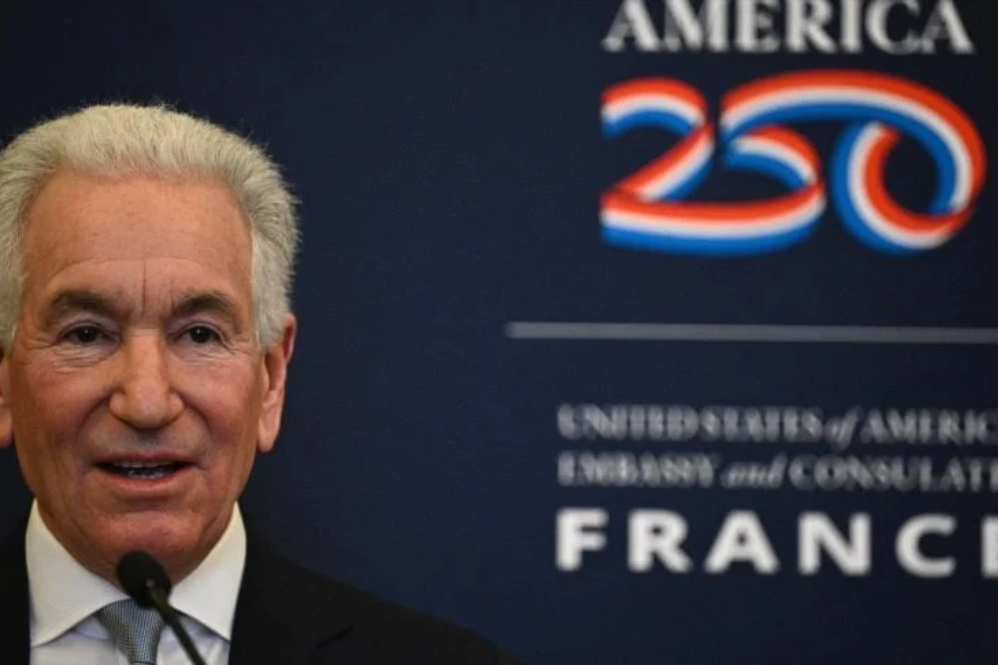 צרפת זימנה את שגריר ארה"ב לפריז בעקבות דבריו על הריגתו של פעיל ימין קיצוני