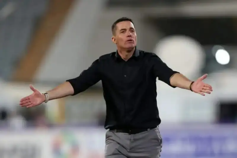 تمدید پرحاشیه قرارداد اوسمار با پرسپولیس