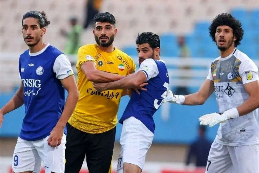 دیدار سپاهان و استقلال خوزستان باتماشاگر برگزار می شود