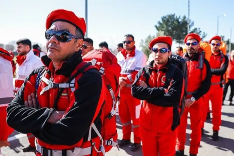 نیروهای عملیاتی هلال احمر به حالت آماده‌باش درآمدند