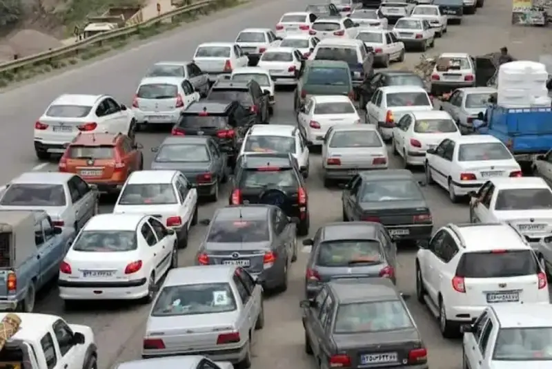 آخرین وضعیت ترافیکی جاده‌های کشور؛ بارش برف و باران در 3 استان