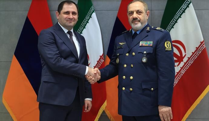 Iran opposes any geopolitical changes, foreign interference in region: Defense minister