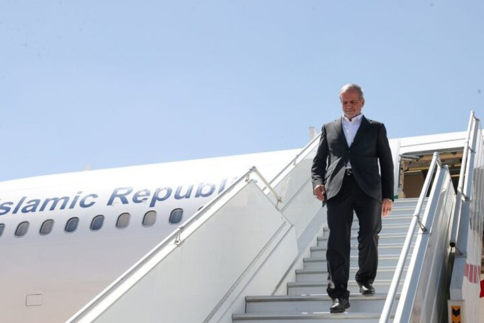 رئيس الجمهورية يصل الى مازندران