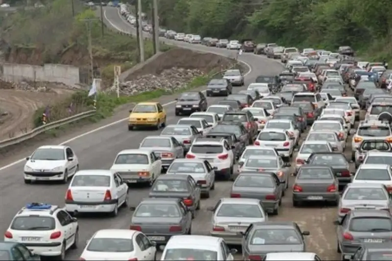 ترافیک نیمه‌سنگین در 5 مسیر پرتردد