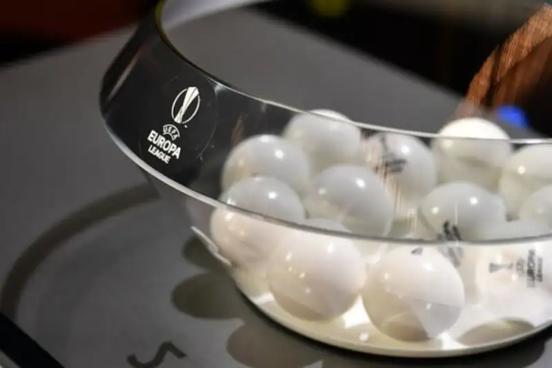 منچسترسیتی مقابل رئال مادرید در یک‌هشتم لیگ قهرمانان