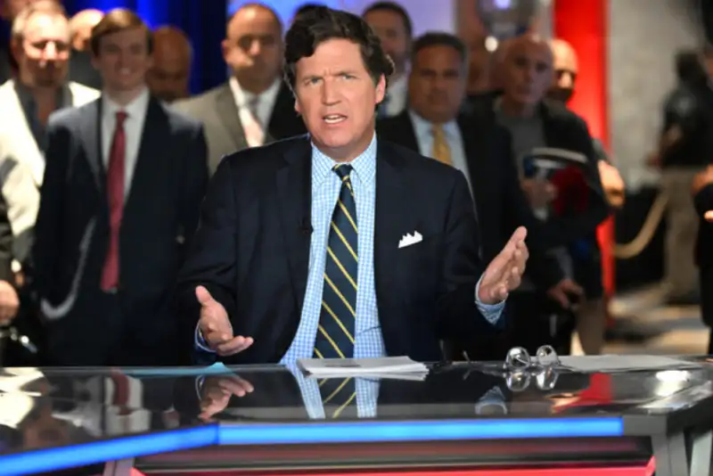 کارلسون: آمریکا حتی برای حمله محدود به ایران کمبود مهمات دارد