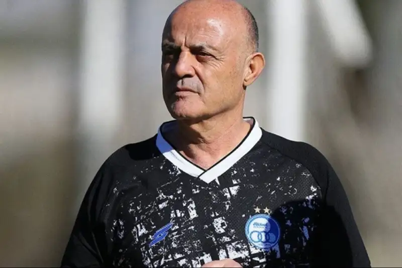 اظهارات مربی جدید استقلال بعد از پیروزی برابر فجر سپاسی