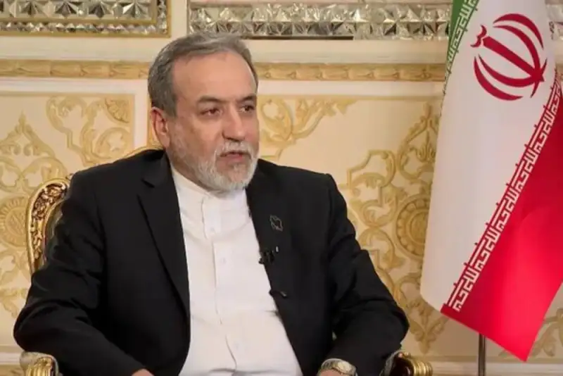 عراقچی: این جنگ انتخابی آمریکاست و باید مسئول تمام خسارت‌ها باشد