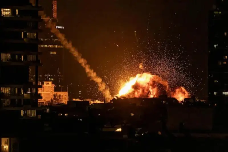 هاآرتص: اسرائیل نمی‌تواند جنگ طولانی با ایران را تحمل کند