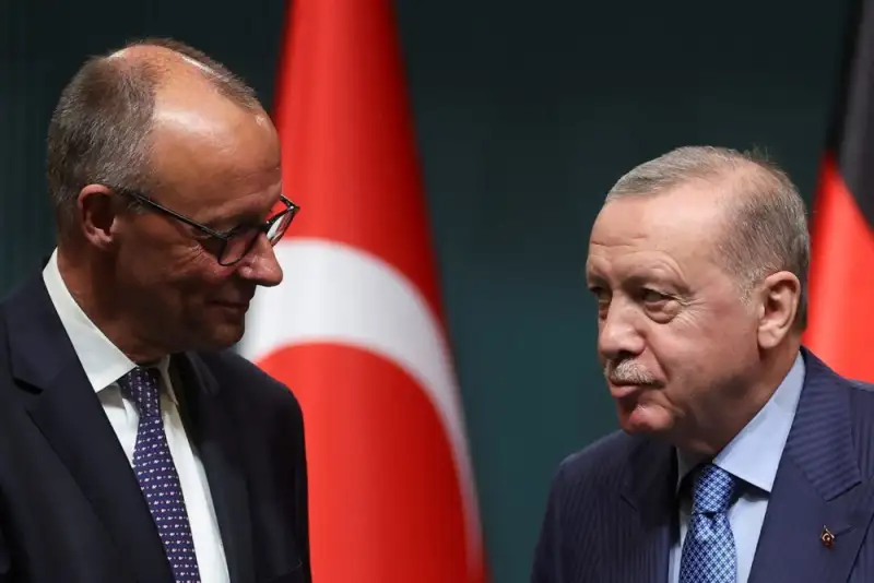 هشدار اردوغان به مرتس درباره تهدید امنیت جهانی در پی تجاوزات به ایران