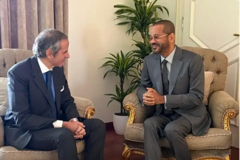 البوسعیدی با گروسی درباره ایران گفت و گو کرد