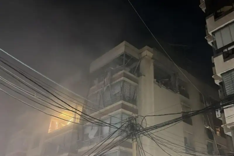 حمله جدید رژیم صهیونیستی به ضاحیه بیروت/ ساختمان المنار هم بمباران شد