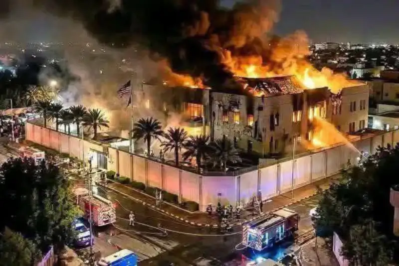 هشدار رسمی سفارت آمریکا در عربستان به آمریکایی‌ها: هرکجا هستید پناه بگیرید