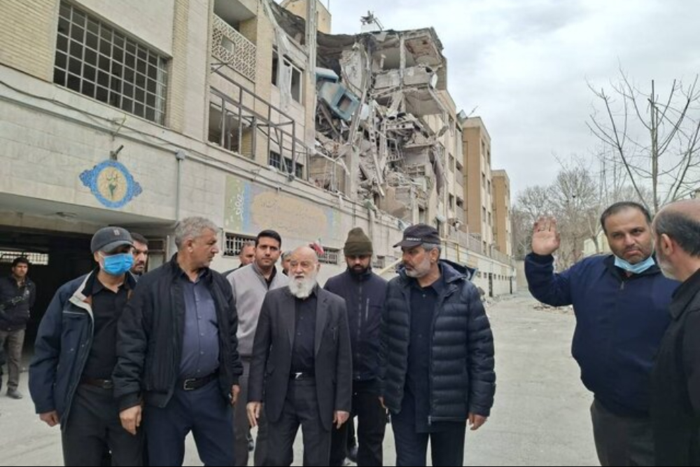 چمران: آواربرداری به‌سرعت انجام شود