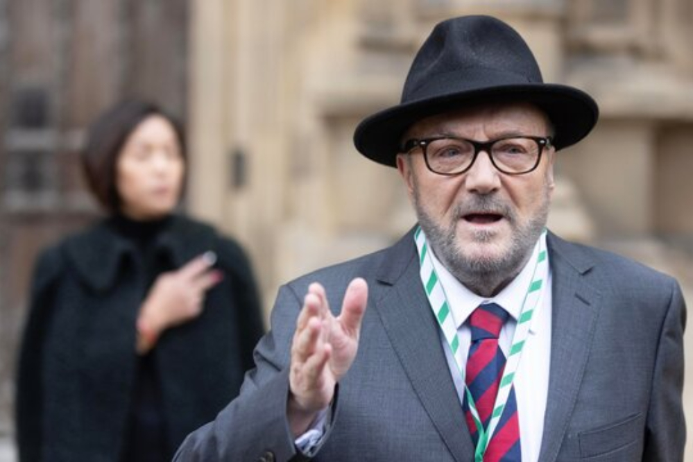 جرج گالووی: در میناب بزرگ‌ترین کشتار دختران یک مدرسه رقم خورد