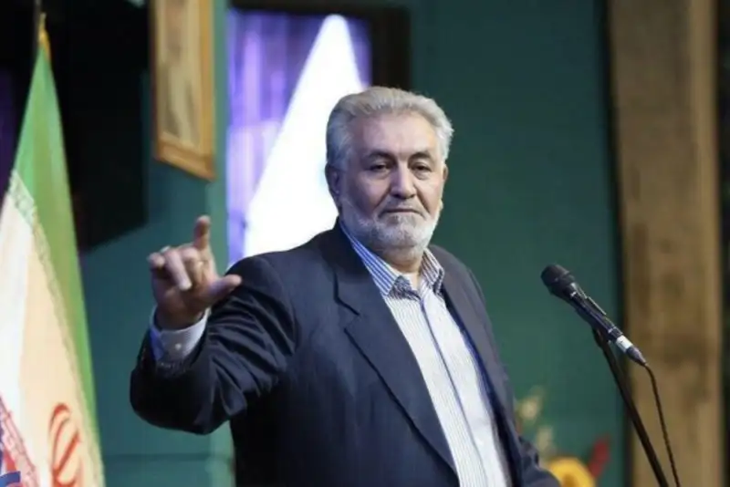 بازارها و فروشگاه‌ها حتی یک روز هم خالی از کالا نشده‌اند