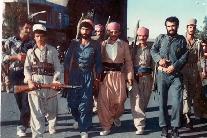 پیشمرگان مسلمان کرد برای دفاع از مرزهای غربی کشور اعلام آمادگی کردند