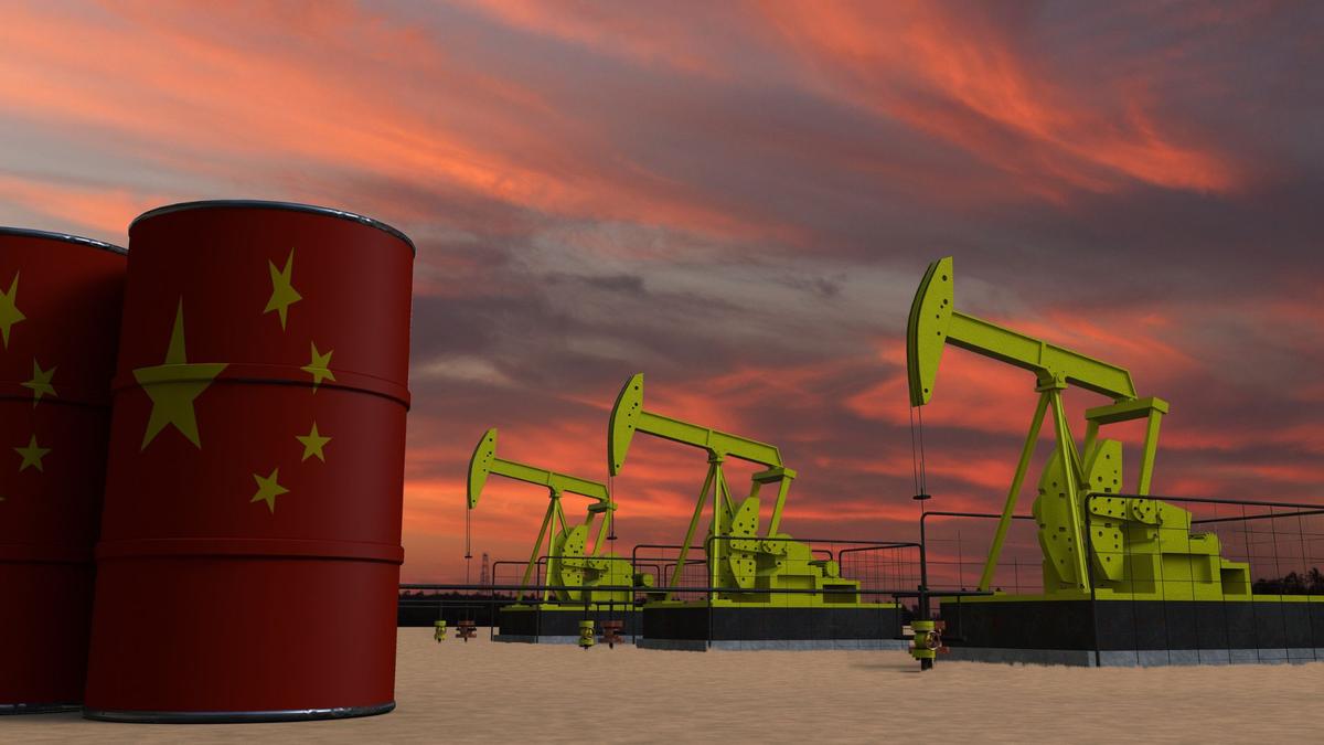 مختل شدن تردد از تنگه هزمز، صادرات سوخت چین را متوقف کرد