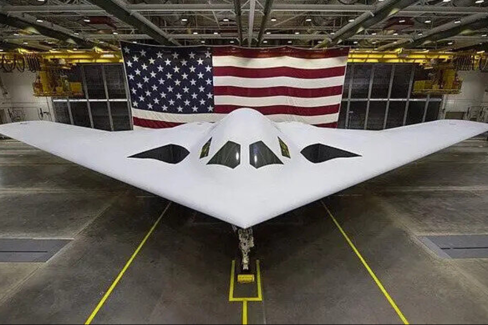 اعتراف آمریکا به عملیات بمب‌افکن‌های بی-2 در ایران