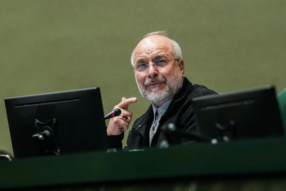 قالیباف: عروس تعریفی «آبراهام لینکلن» در اولین مواجهه نبرد را ترک کرد