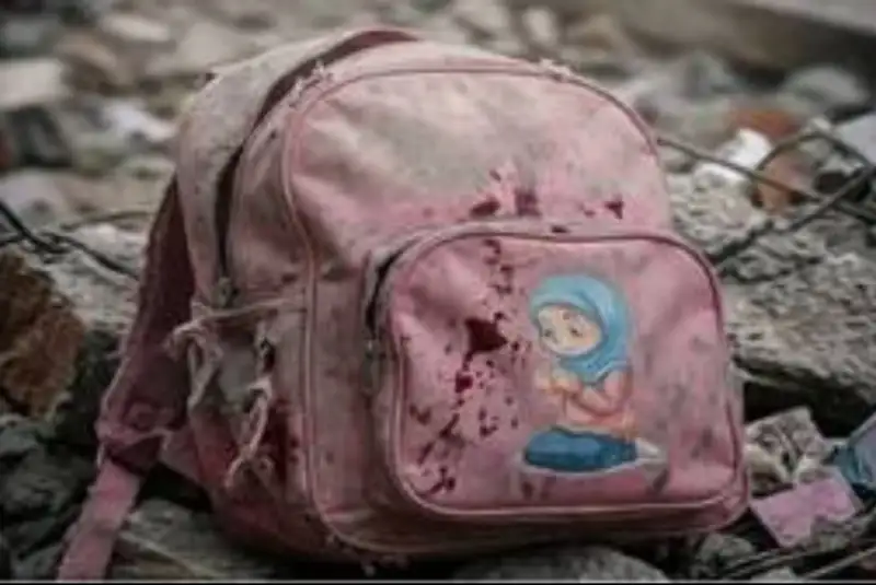 آمریکا و اسرائیل مسئولیت حمله به مدرسه میناب را بر عهده بگیرند