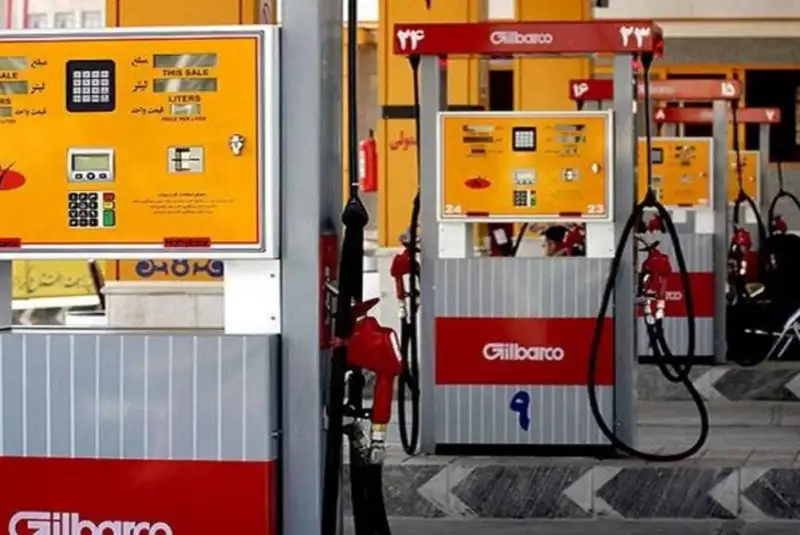 مراجعه غیرضروری خودروها به پمپ‌بنزین‌ها نصف شد