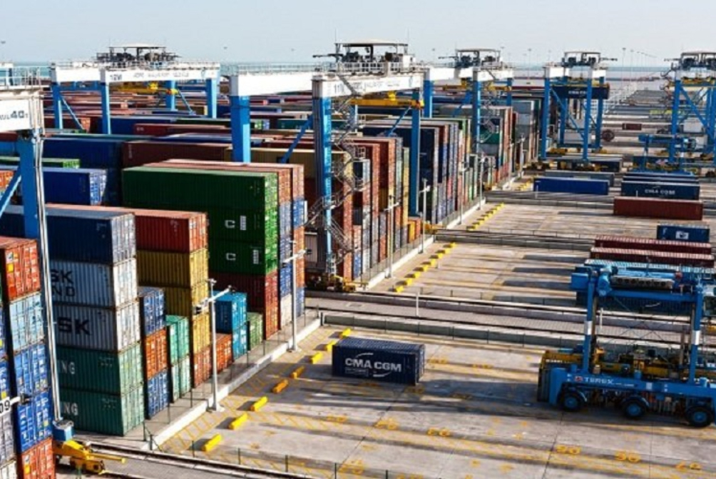 معافیت واردات کالاهای اساسی از استان‌های مرزی اجرایی شد