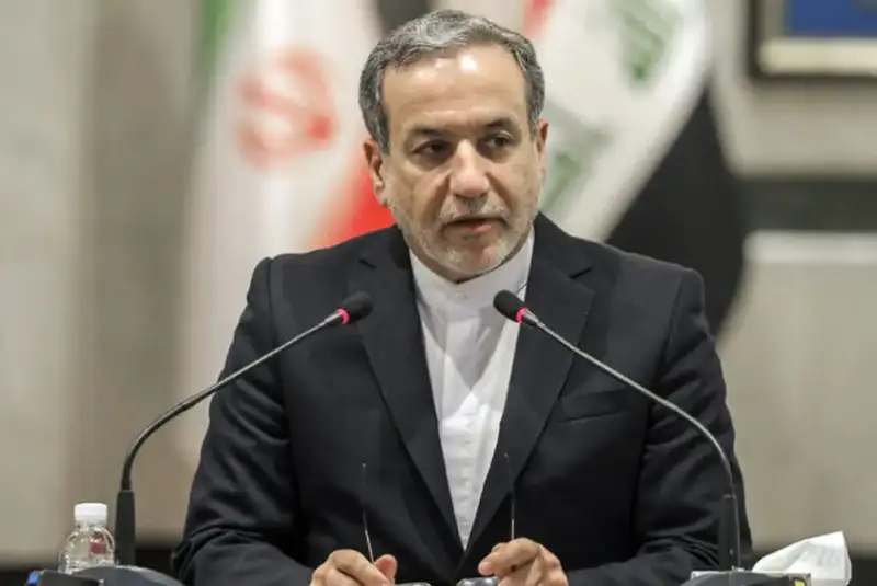 پاسخ عراقچی به اعترافات سنتکام