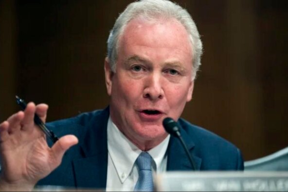 سناتور آمریکایی: ترامپ و وزیر جنگش مسئول کشته شدن 175 نفر در میناب هستند