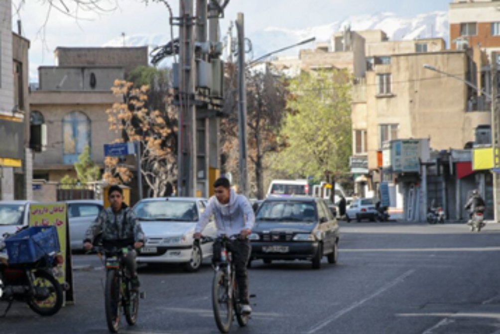 زندگی در تهران زیر سایه‌ جنگ ادامه دارد