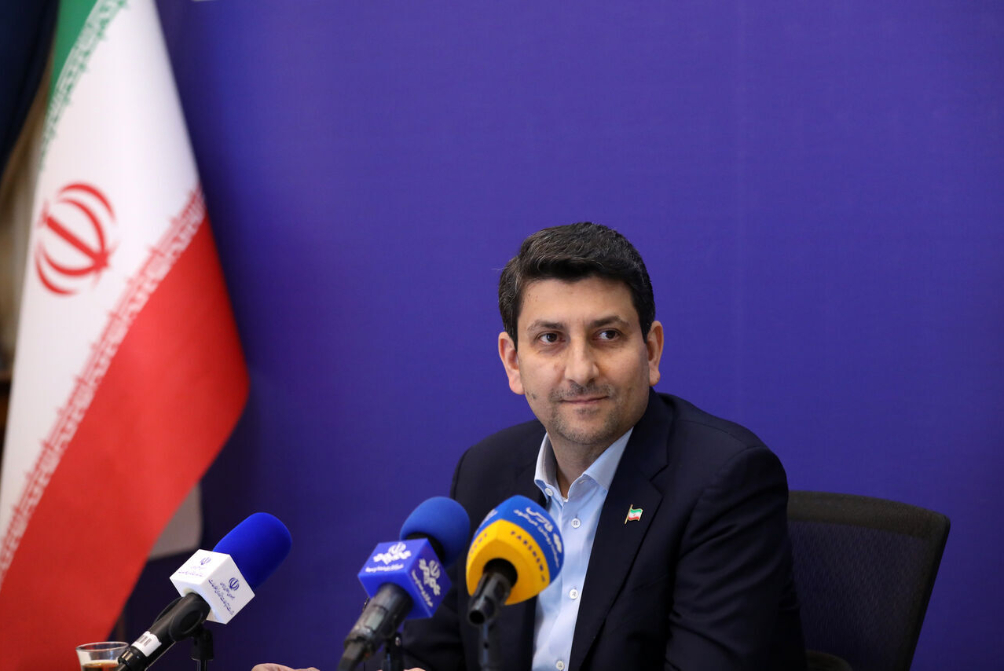 تاکید وزیر ارتباطات بر تقویت شبکه ارتباطی در استان‌های مهمان‌پذیر