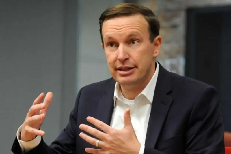 سناتور آمریکایی اعتراف کرد: به هیچ یک از اهدافمان علیه ایران نخواهیم رسید!