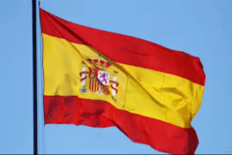 اسپانیا، صدراعظم آلمان را به نوکری ترامپ متهم کرد