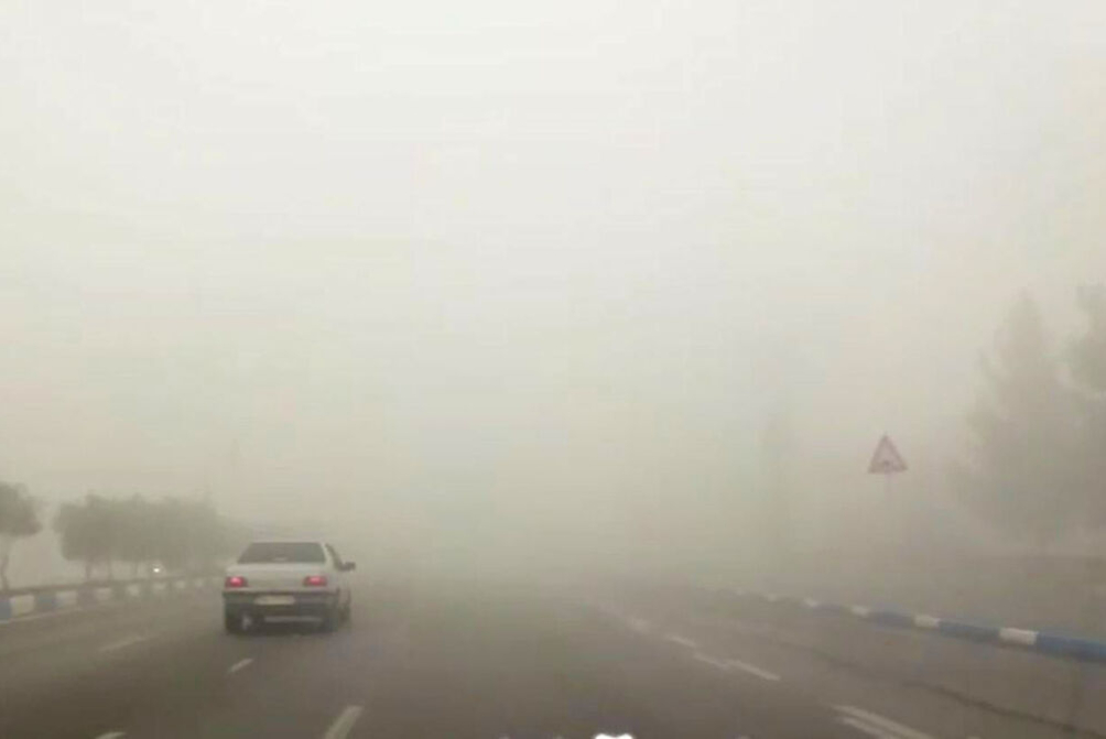 بارش باران و مه‌گرفتگی در محورهای 7 استان کشور