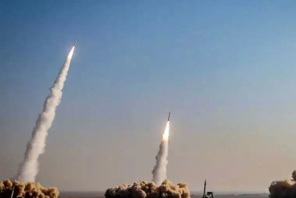 Волна 38-я операция «Правдивое обещание-4»/ Подразделения инфраструктуры американской базы были поражены