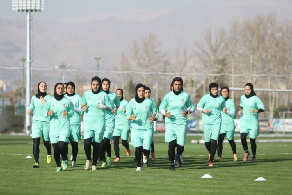 پیوستن محدثه زولفی به جمع هم‌تیمی‌های خود در «تیم ملی»