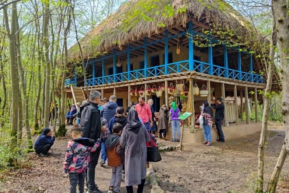 استاندار گیلان: هیچ کمبودی برای کالاهای اساسی نداریم