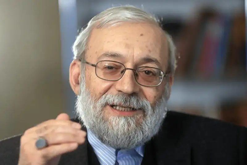 لاریجانی: پیام اول رهبر انقلاب کاملا با صلابت و حساب شده بود