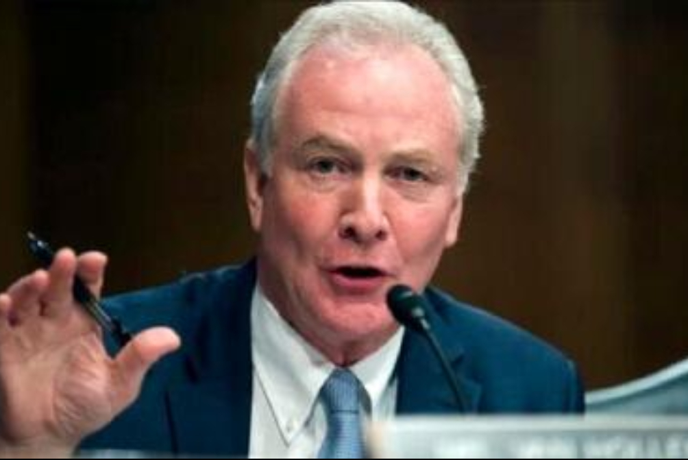 درخواست سناتور آمریکایی برای اخراج وزیر جنگ به دلیل حمله به مدرسه میناب