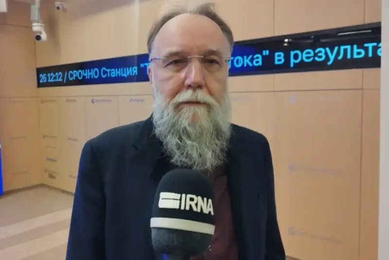 فیلسوف روس: از ایستادگی ایرانیان شگفت‌زده شدم